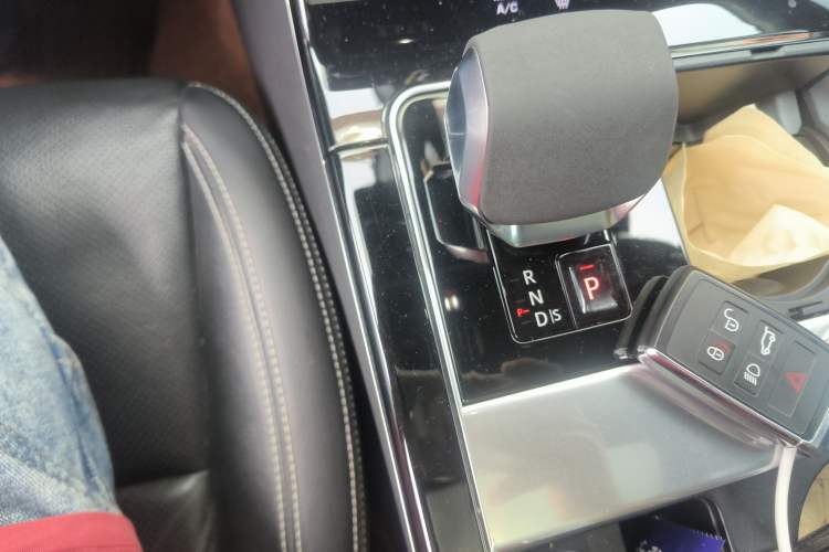 Used Land Rover Range Velar 2021 P250 Sparkling Black Limited Edition
