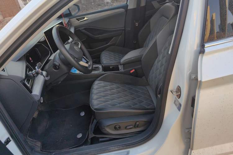 Used Volkswagen Sagitar 2023 300TSI DSG Excellence Edition
