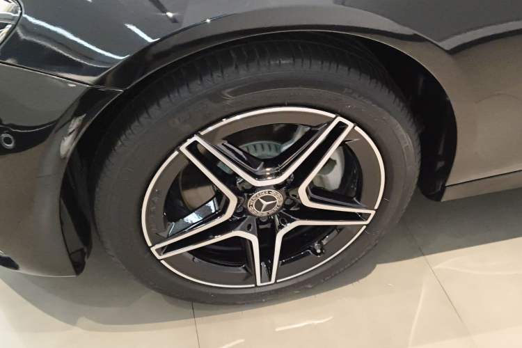 Used Mercedes-Benz E-Class 2021 Updated E 260 Fashion Sport Edition
