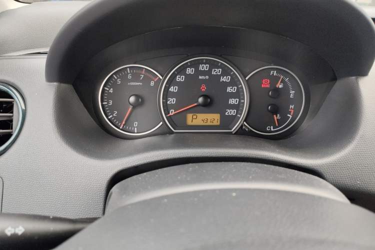 Used Suzuki Swift 2016 1.5L Automatic Fashionable Coolplay Edition Instrument Cluster