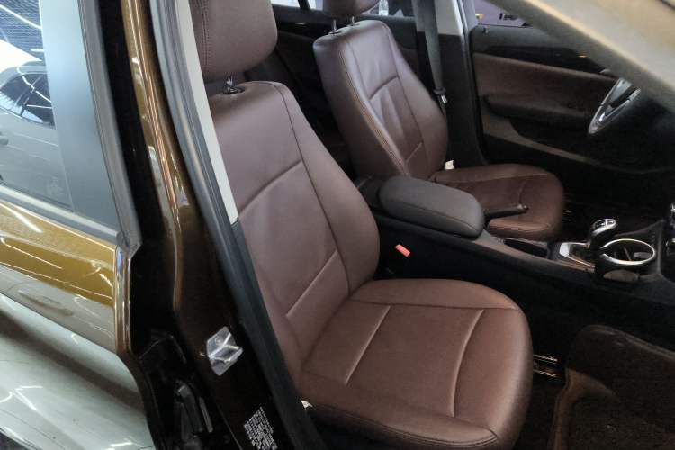 Used BMW X1 2015 sDrive18i Fashion Upgrade Edition