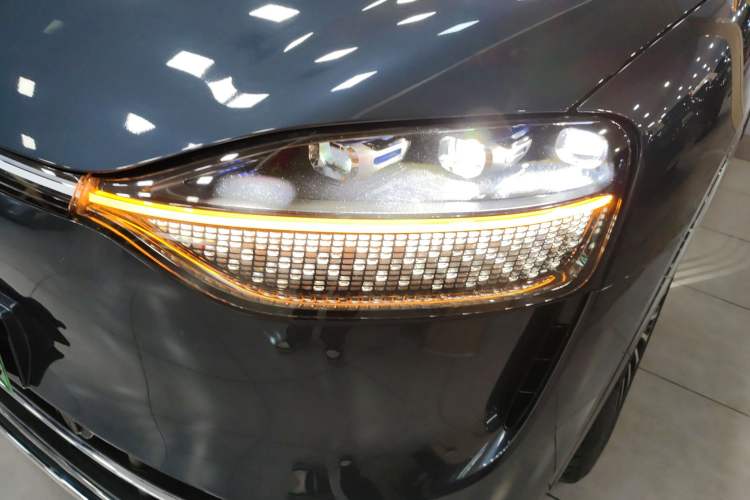 Used Hima AITO M9 2024 Range-Extended Ultra Version 52 kWh 5-Seater Model