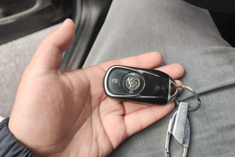 Used Buick GL6 2019 18T 6-Seater Connected Luxury Version China V Standard
