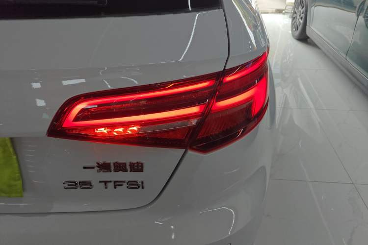 Used Audi A3 2018 30th Anniversary Edition Sportback 35 TFSI Fashion Model