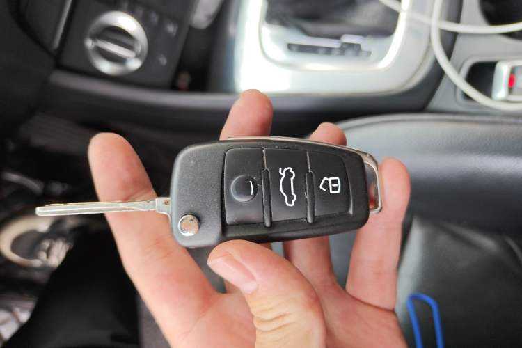 Used Audi Q3 2015 35 TFSI Comfort Model
