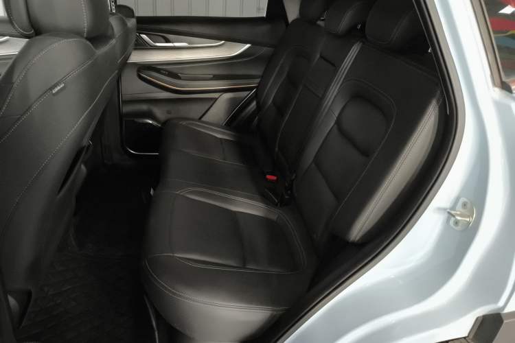 Used EXEED Zhuifeng C-DM 2022 1.5 TCI-DHT 105 km "Chengfeng Qi" Edition Left Rear Seat