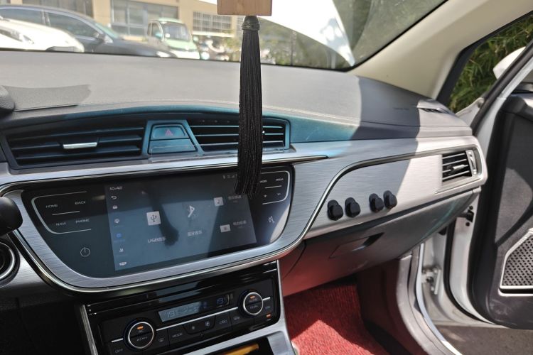 Used BMW X6 2017 xDrive35i M Sport Edition Audio And AC Panel