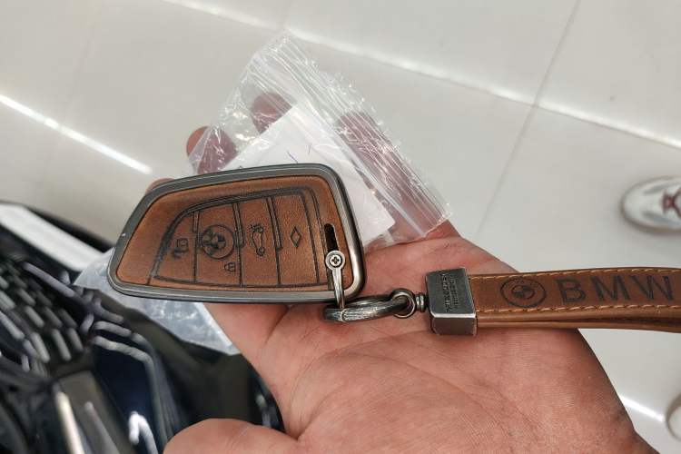 Used BMW 3 Series 2024 325i M Sport Night Edition Package Vehicle Key