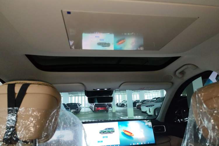 Used Chery T11 2026 Model 220 All-Wheel Drive Dual IMAX Theater Edition