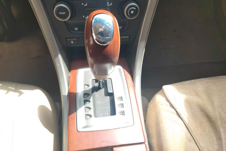 Used Roewe 550 2010 550 1.8L Automatic Expo Style Edition Gear Lever