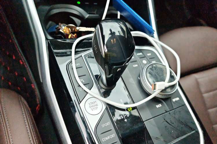 Used BMW 3 Series 2020 325Li First Edition Gear Lever