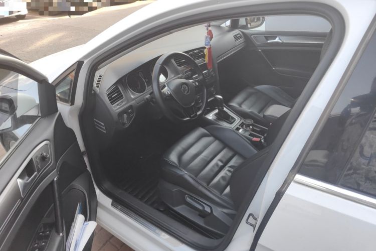 Used Volkswagen Golf 2014 1.4TSI Automatic Luxury Model