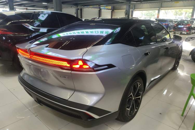 Used Deepal SL03 2025 Extended-Range Sporty Version