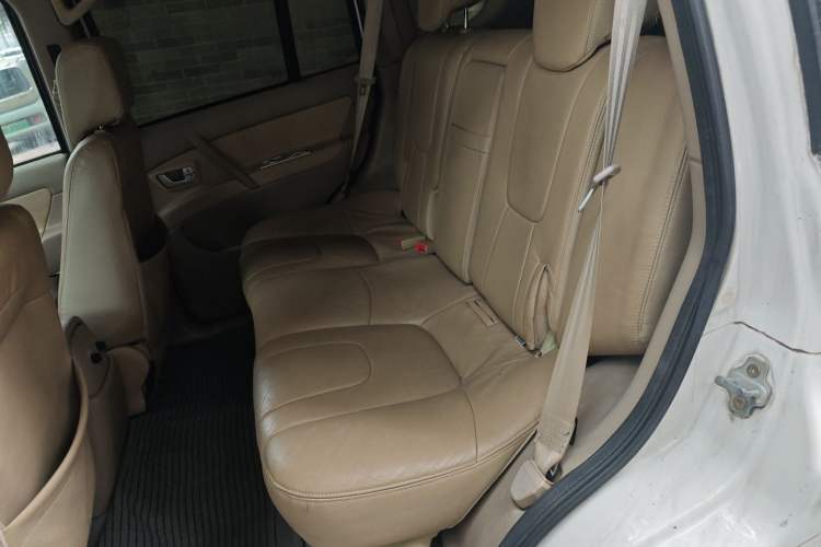 Used Leopaard CS6 2011 2.4L 4x4 Gasoline Luxury Version