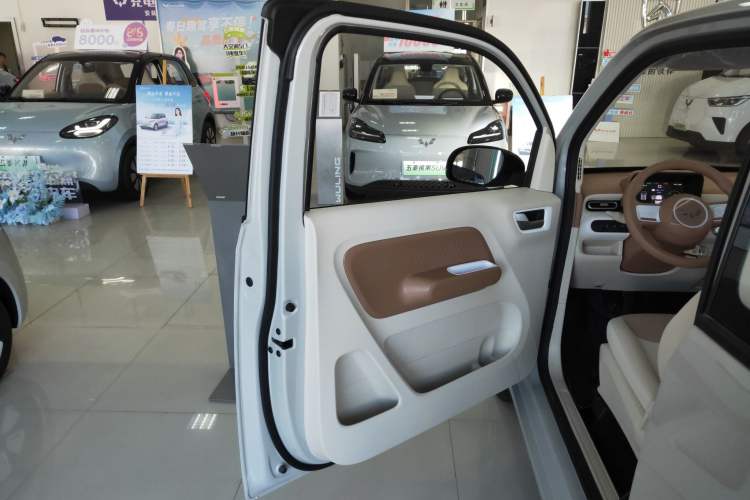 Used Wuling Hongguang MINIEV 2024 3rd Generation 215km Youth Edition
