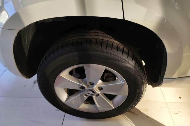 Used Skoda Yeti 2017 TSI280 DSG Car Enjoy Brothers Edition