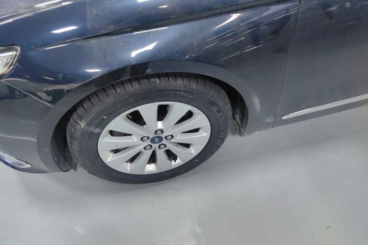 Used Ford Taurus 2016 EcoBoost 180 Luxury Model