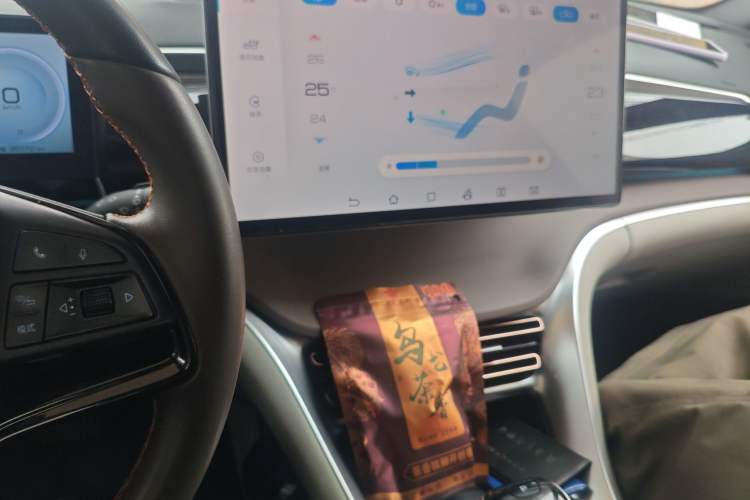 Used BYD Song Pro New Energy 2022 DM-i 110km Flagship Pro Model Audio And AC Panel