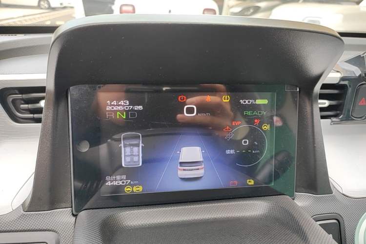 Used Wuling Hongguang MINIEV 2021 Macaron Premium Model – Lithium Iron Phosphate