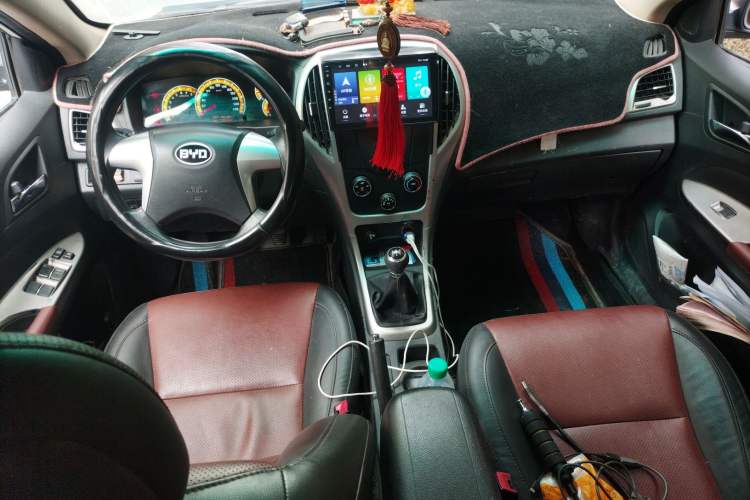 Used BYD F3 2015 Energy-Saving Edition 1.5L Manual Luxury Model
