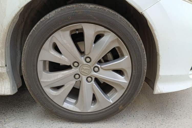 Used Honda Jade 2017 1.8L automatic Comfort version 5 seats
