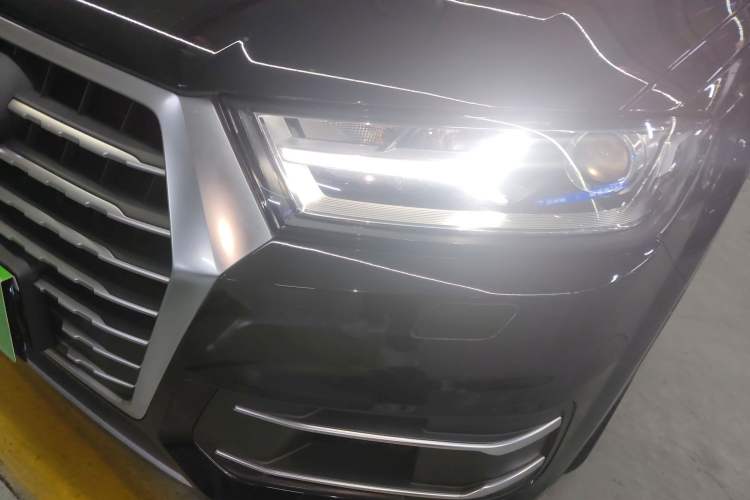 Used Audi Q7 2016 45 TFSI Technology Edition
