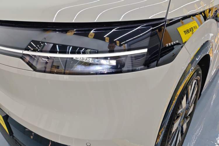 Used Zeekr MIX 2025 Long-Range Intelligent Driving Edition
