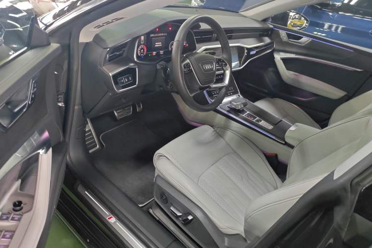 Used Audi A7L 2024 55TFSI quattro S-line Boundary Edition Flow Crystal Package Driver Seat