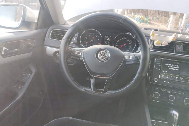 Used Volkswagen Sagitar 2017 1.6L Automatic Comfort Model
