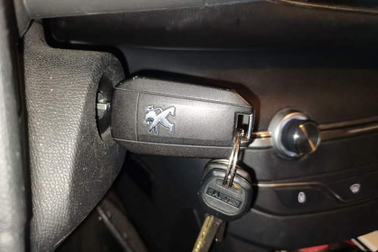 Used Peugeot 308S 2015 1.2T Automatic Jingchi Edition
