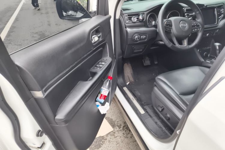 Used Jeep Grand Commander 2018 2.0T Four-Wheel Drive Prestige Edition China V Driver Seat