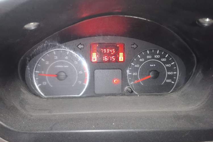 Used Wuling Rongguang V 2019 1.5L Window-Sealed Utility Model China VI LAR Instrument Cluster