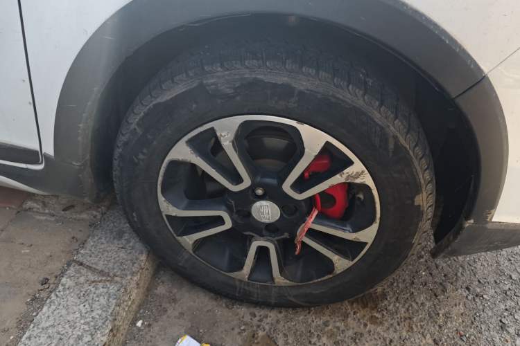 Used Geely Auto Vision X3 2017 1.5L Manual Luxury Model
