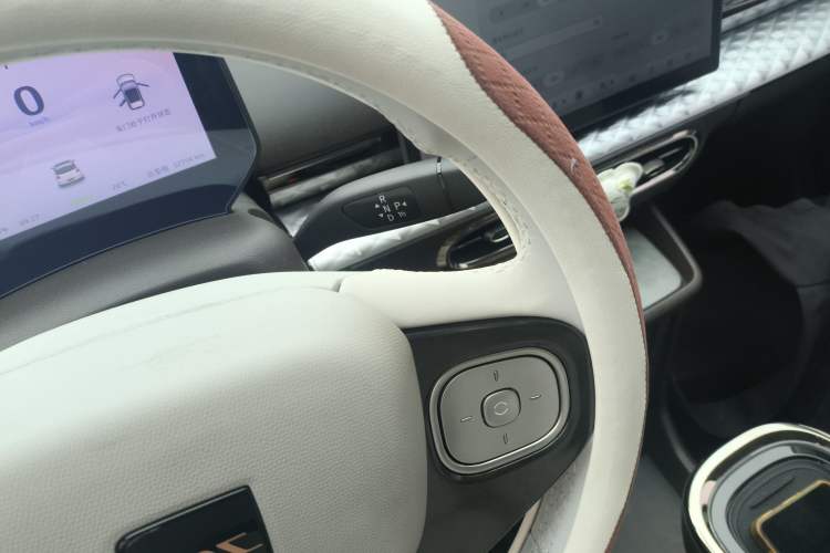 Used JAC Yiwei 3 2023 505km Air
