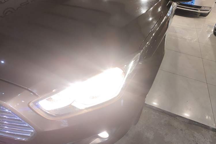 Used Ford Escort 2015 1.5L Automatic Fashion Model