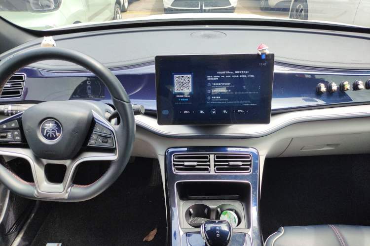 Used BYD Qin PLUS 2021 EV 500KM Premium Model Audio And AC Panel