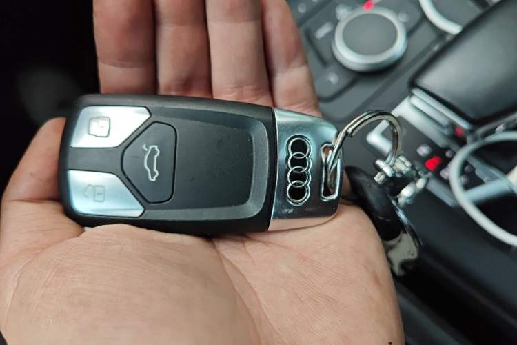 Used Audi A4L 2017 40 TFSI Ambition Edition