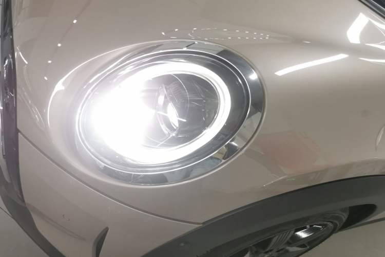 Used MINI 2023 Updated 1.5T COOPER Artist Left Front Headlight