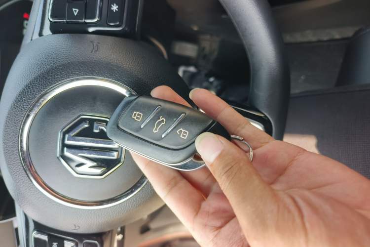 Used MG 5 2021 Revised Version 180 DVVT CVT Youth Luxury Edition