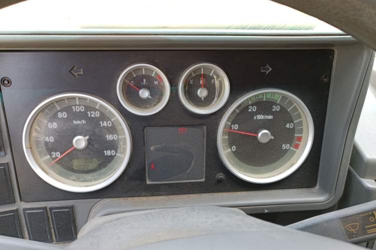 Used Iveco Daily  Instrument Cluster