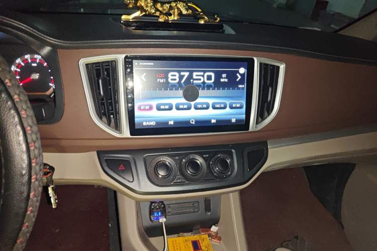 Used FORTHING Lingzhi 2019 M5L 1.6L 7-Seater Base Model China VI Standard