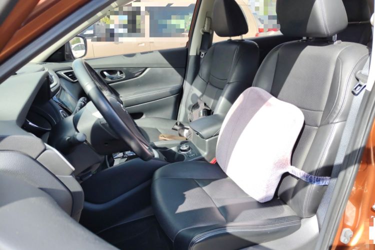 Used Nissan X-Trail 2015 2.5L CVT Leading MAX Edition 4WD