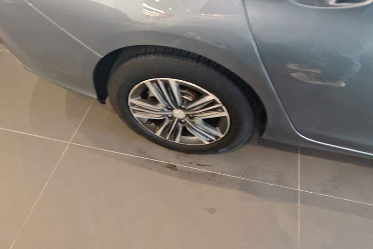 Used Peugeot 308 2016 1.6L Manual Fashion Edition Exterior 5