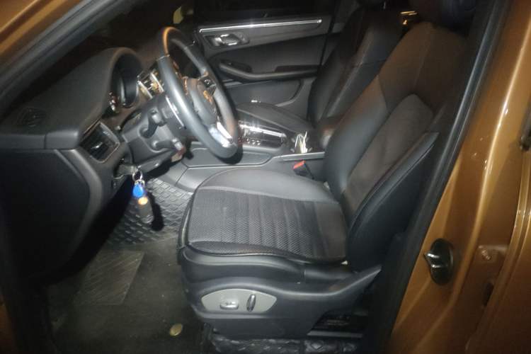 Used Porsche Macan 2014 Macan 2.0T

