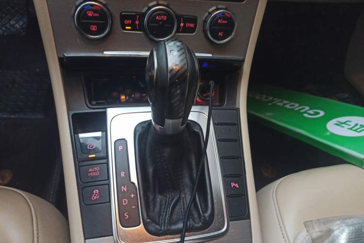 Used Volkswagen Magotan 2012 1.8TSI Luxury Model Gear Lever