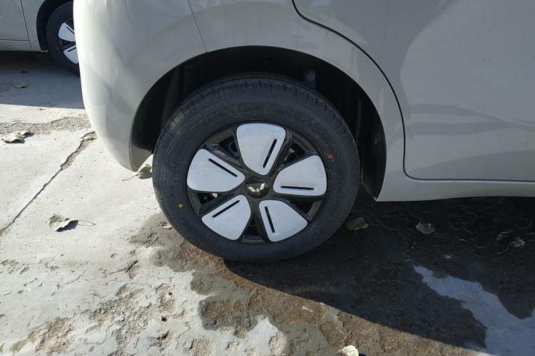 Used Wuling Hongguang MINIEV 2025 Four-Door Version Advanced Edition