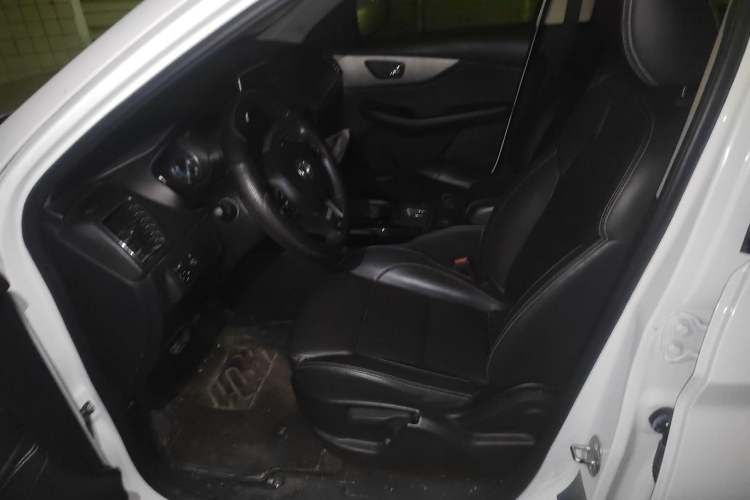 Used Dongfeng Fengon S560 2019 1.8L CVT Elite Model Left Front Seat