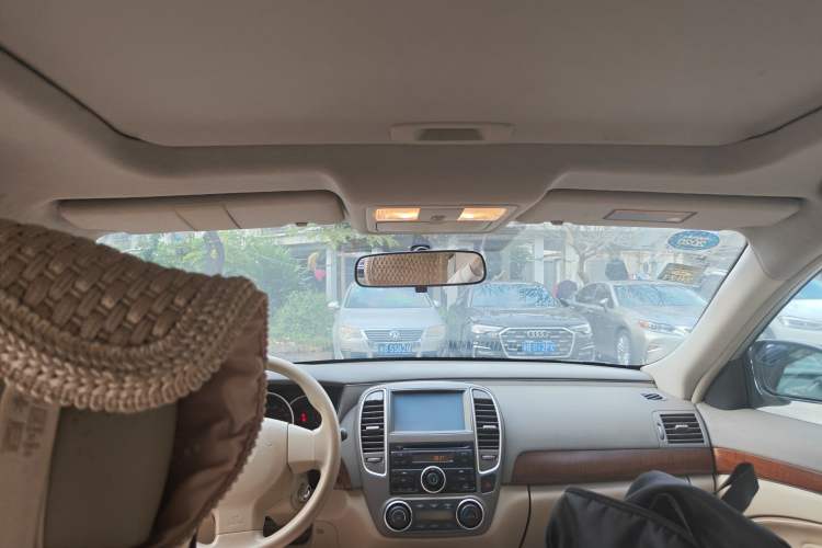 Used Nissan Sylphy 2009 1.6XL Automatic Luxury Sunroof Edition Headliner