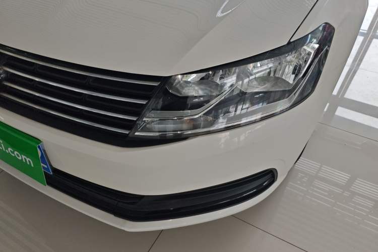 Used Volkswagen Lavida 2017 1.6L Automatic Fashion Edition
