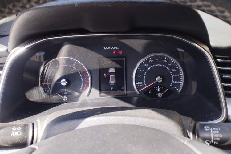 Used Haval H6 2017 Blue Label 2.0T Automatic Two-Wheel Drive Luxury Model Instrument Cluster